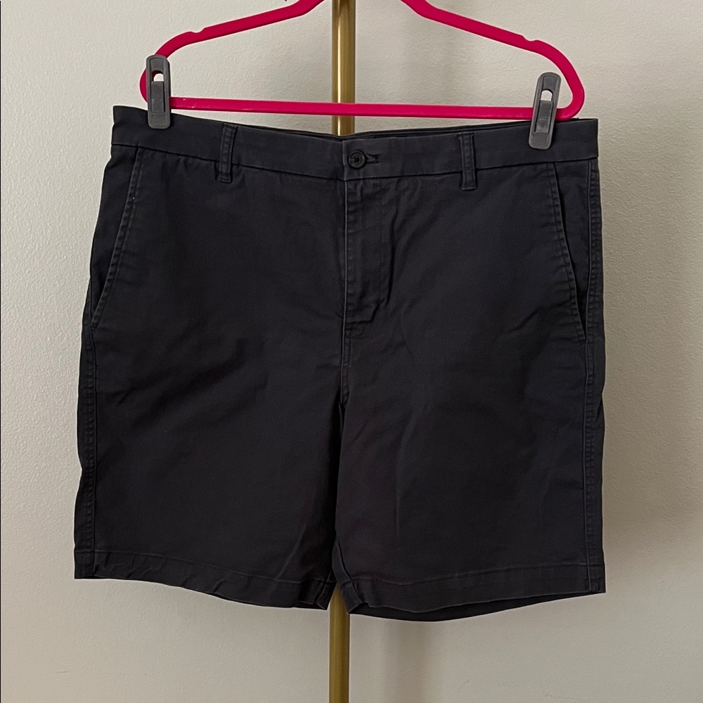 Chaps Men's Gray Navy Shorts